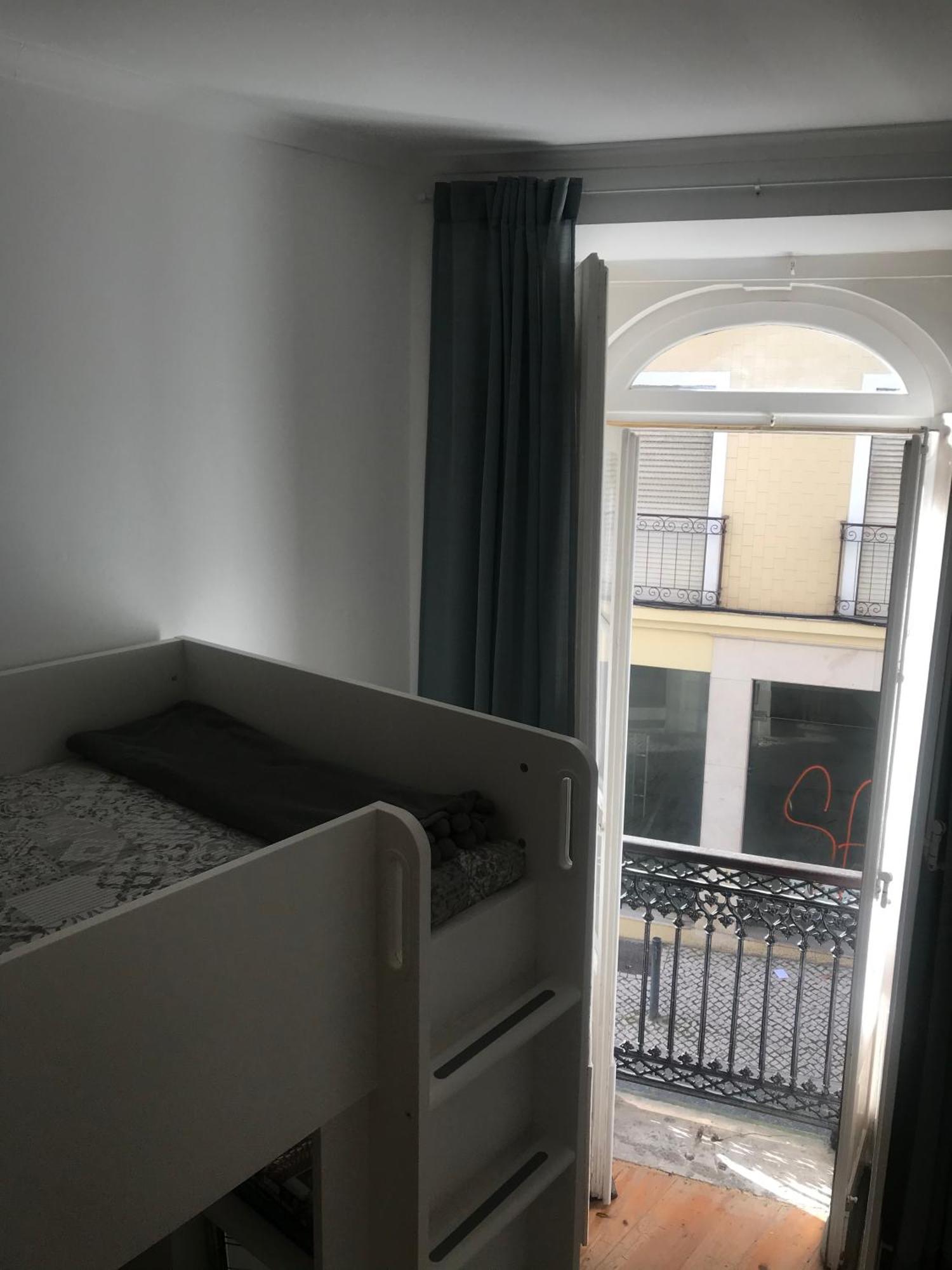 Casa Dos Poetas Hostel Caldas Da Rainha Szoba fotó